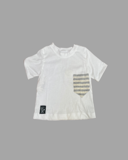 T-SHIRT BIANCA CON TASCHINO